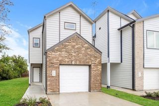 15364 Estrella East, Houston, TX 77073