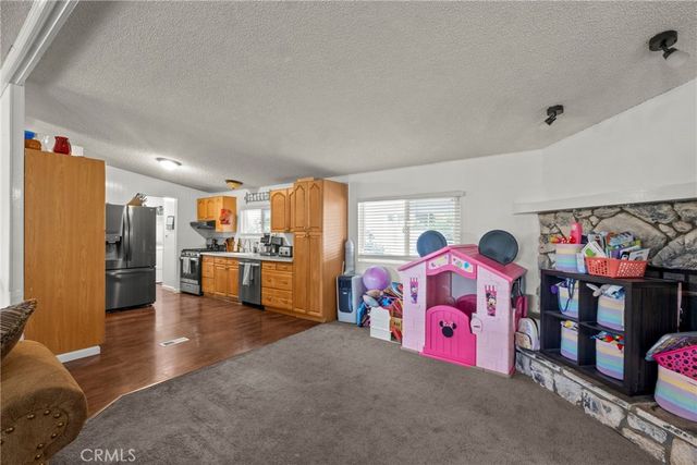 5200 Entrar Drive 124, Palmdale, CA 93551
