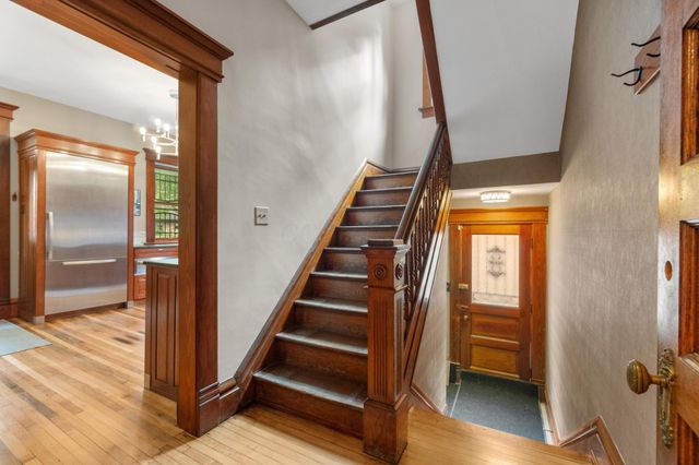 31 Woodland Avenue, Columbus, OH 43203