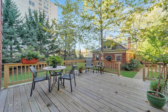 31 Woodland Avenue, Columbus, OH 43203