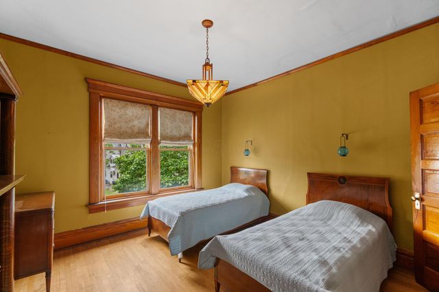 31 Woodland Avenue, Columbus, OH 43203