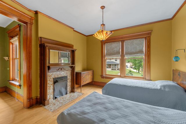 31 Woodland Avenue, Columbus, OH 43203