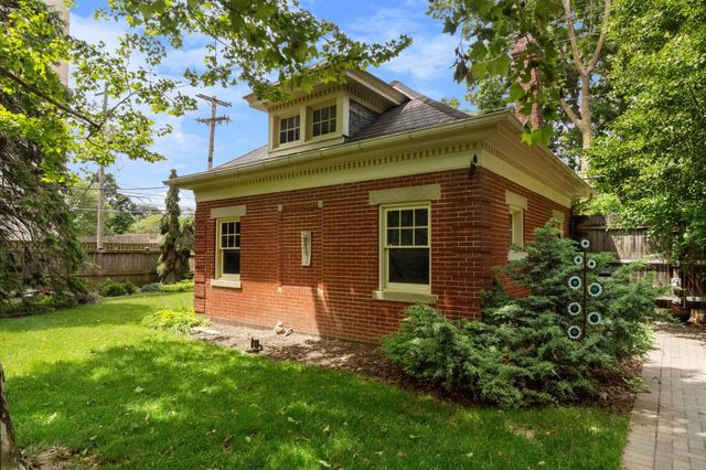 31 Woodland Avenue, Columbus, OH 43203