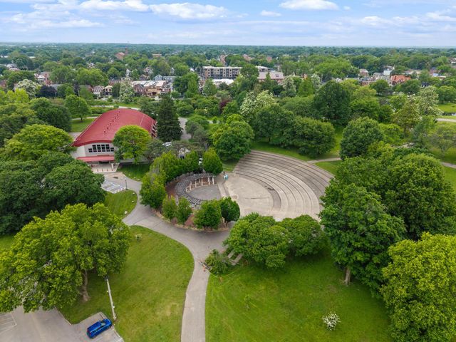 31 Woodland Avenue, Columbus, OH 43203