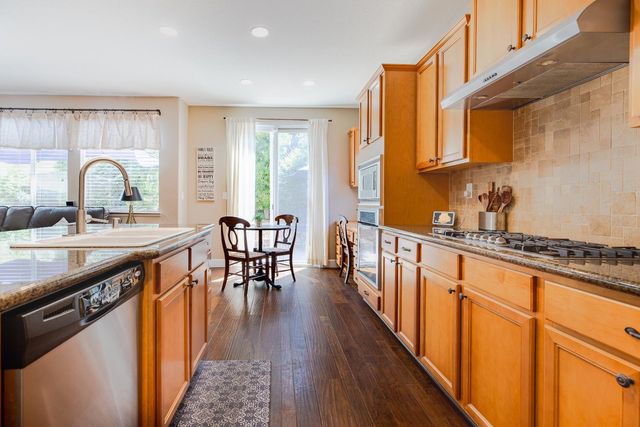 2248 Clearbrook Cir, Roseville, CA 95747
