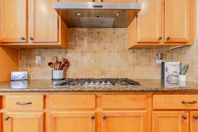 2248 Clearbrook Cir, Roseville, CA 95747