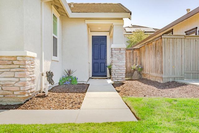 2248 Clearbrook Cir, Roseville, CA 95747
