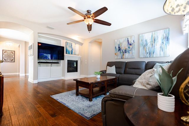 2248 Clearbrook Cir, Roseville, CA 95747
