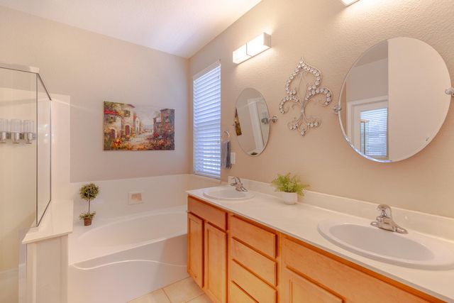 2248 Clearbrook Cir, Roseville, CA 95747