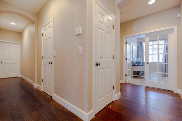 2248 Clearbrook Cir, Roseville, CA 95747