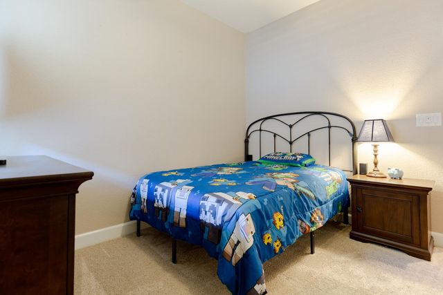 2248 Clearbrook Cir, Roseville, CA 95747