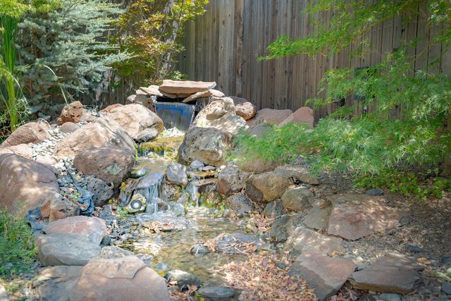 2248 Clearbrook Cir, Roseville, CA 95747