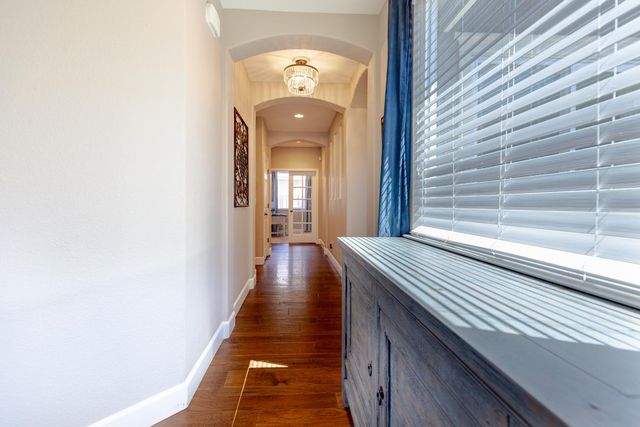 2248 Clearbrook Cir, Roseville, CA 95747
