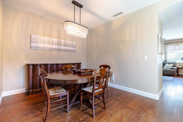 2248 Clearbrook Cir, Roseville, CA 95747