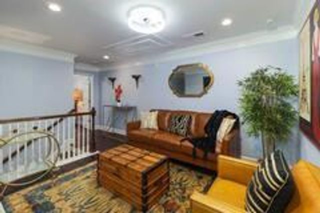 1547 Paxton Drive SW, Lilburn, GA 30047