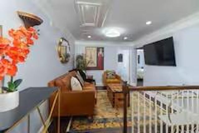 1547 Paxton Drive SW, Lilburn, GA 30047