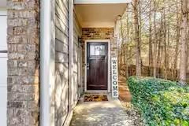 1547 Paxton Drive SW, Lilburn, GA 30047