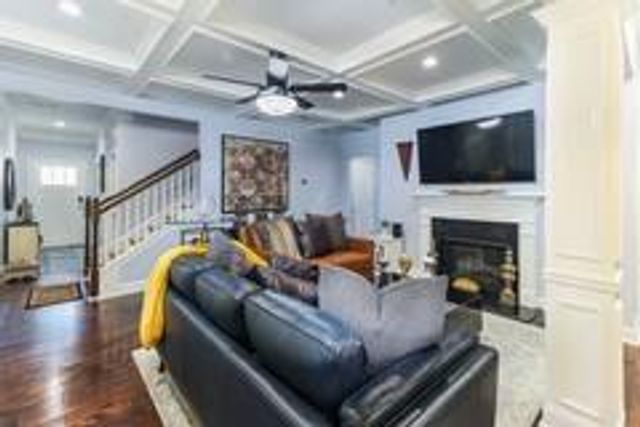 1547 Paxton Drive SW, Lilburn, GA 30047