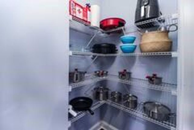 1547 Paxton Drive SW, Lilburn, GA 30047