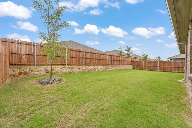 313 Crestridge Drive N, Cleburne, TX 76033