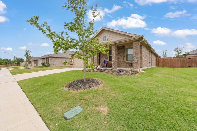 313 Crestridge Drive N, Cleburne, TX 76033