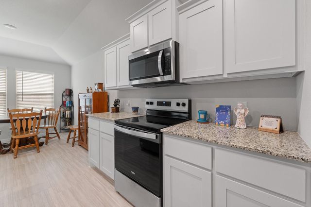 313 Crestridge Drive N, Cleburne, TX 76033