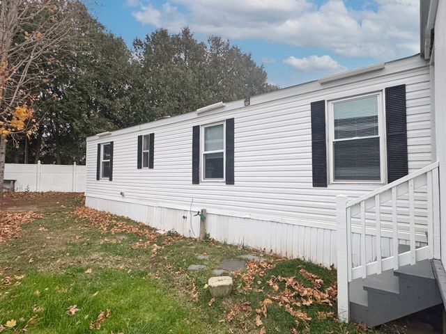 20 Avenue C, Burlington, VT 05408