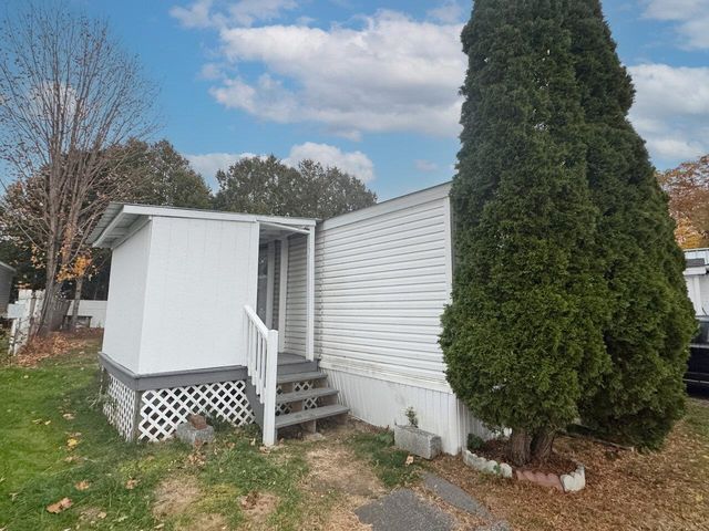 20 Avenue C, Burlington, VT 05408