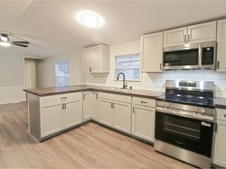 20 Avenue C, Burlington, VT 05408