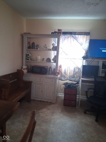 1416 E Kirk Street, Muncie, IN 47303