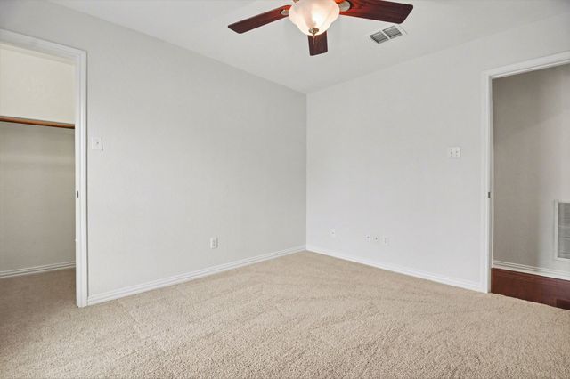 7414 Larchwood Circle, Rowlett, TX 75089