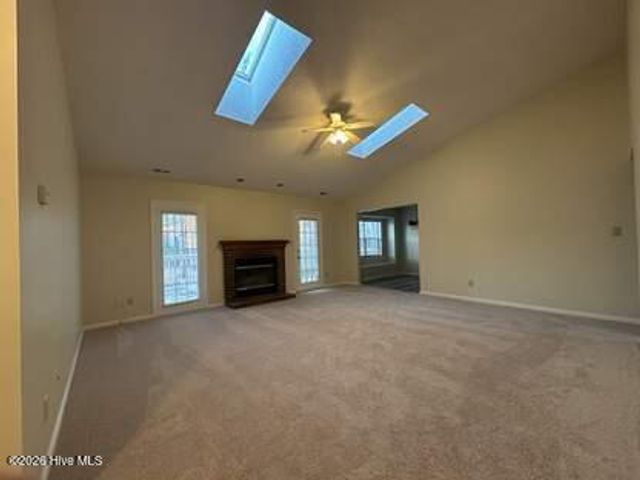 106 W Cameron Court, Jacksonville, NC 28546