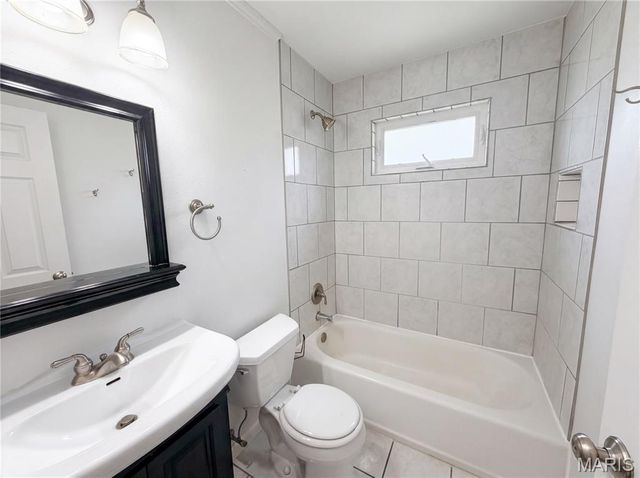 1 Winstead Place, Florissant, MO 63031