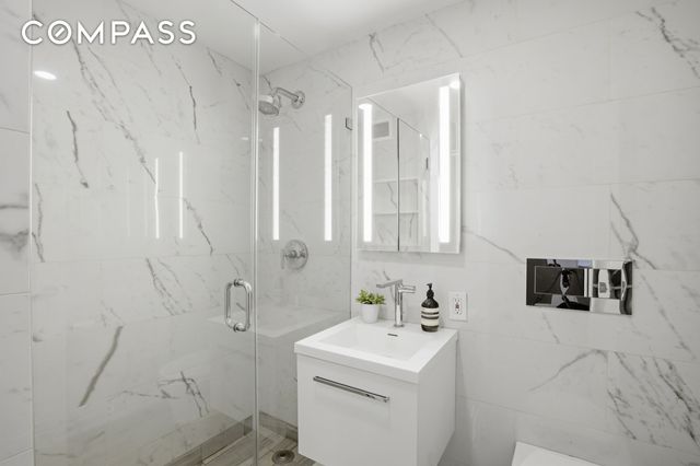175 W 95th St Apt 8H, New York City, NY 10025