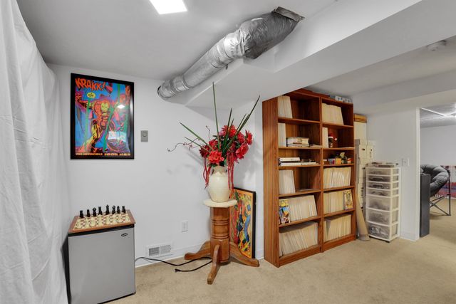 1111 E 37th Ave, Spokane, WA 99203