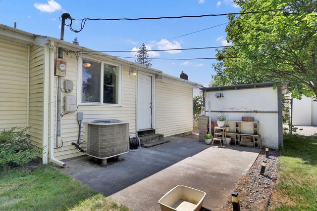 1111 E 37th Ave, Spokane, WA 99203
