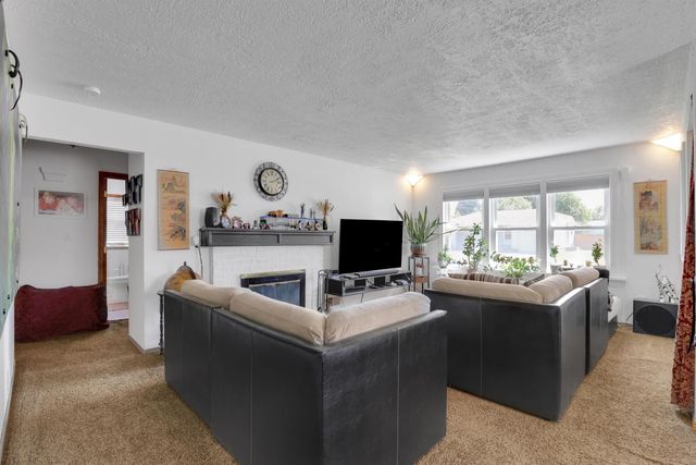 1111 E 37th Ave, Spokane, WA 99203