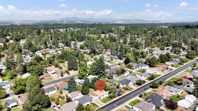 1111 E 37th Ave, Spokane, WA 99203