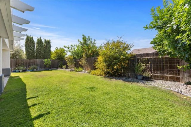 13317 Boyd Lake Drive, Bakersfield, CA 93314