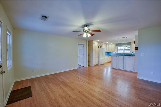 13410 Rocky Ridge, Northport, AL 35475