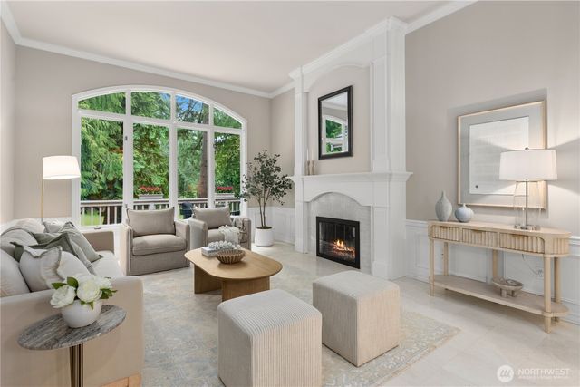 21819 NE 30th Place, Sammamish, WA 98074
