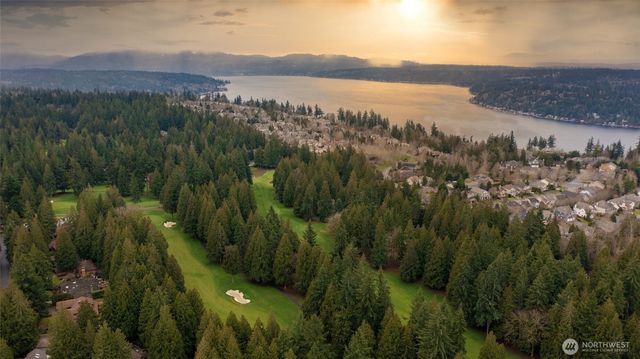 21819 NE 30th Place, Sammamish, WA 98074