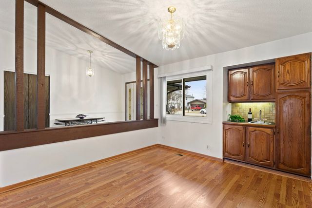 1224 Hialeah Lane, Hanover Park, IL 60133