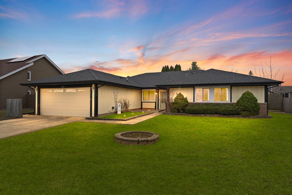 1224 Hialeah Lane, Hanover Park, IL 60133