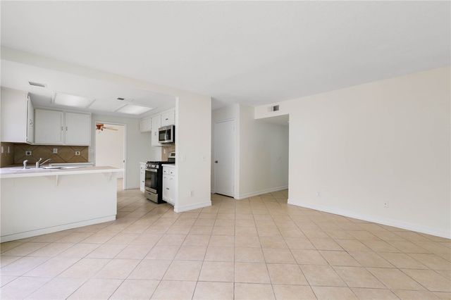 1188 W Van Koevering, Rialto, CA 92376