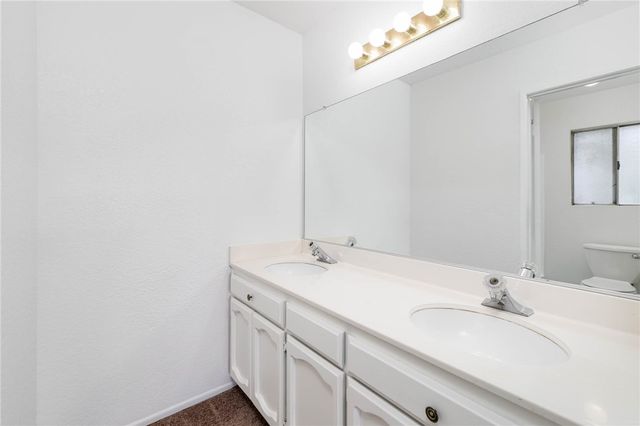 1188 W Van Koevering, Rialto, CA 92376