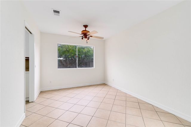 1188 W Van Koevering, Rialto, CA 92376