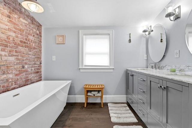 1115 Washington St, Canton, MA 02021