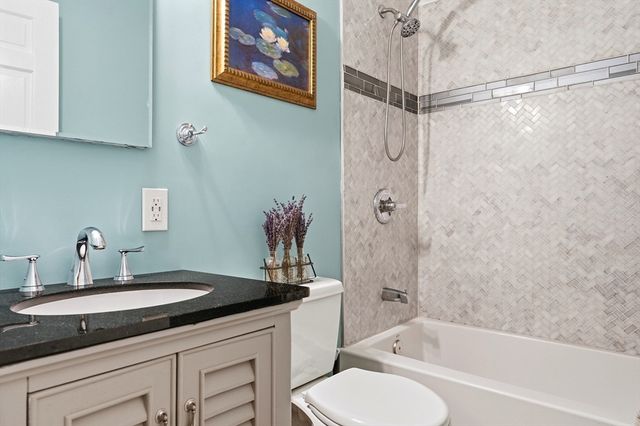 1115 Washington St, Canton, MA 02021