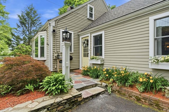 1115 Washington St, Canton, MA 02021